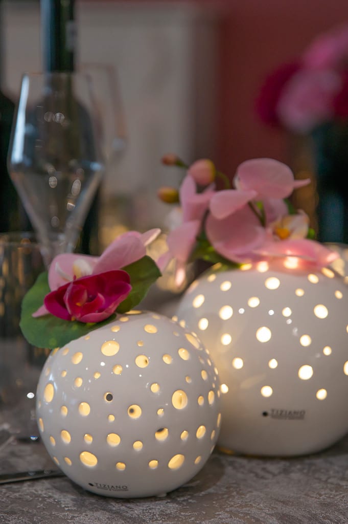 Lichtkugel Padova mit Orchidee rosa-gelb – Bild 6
