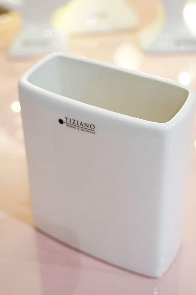 Vase Crosia schmal creme-weiß – Bild 3