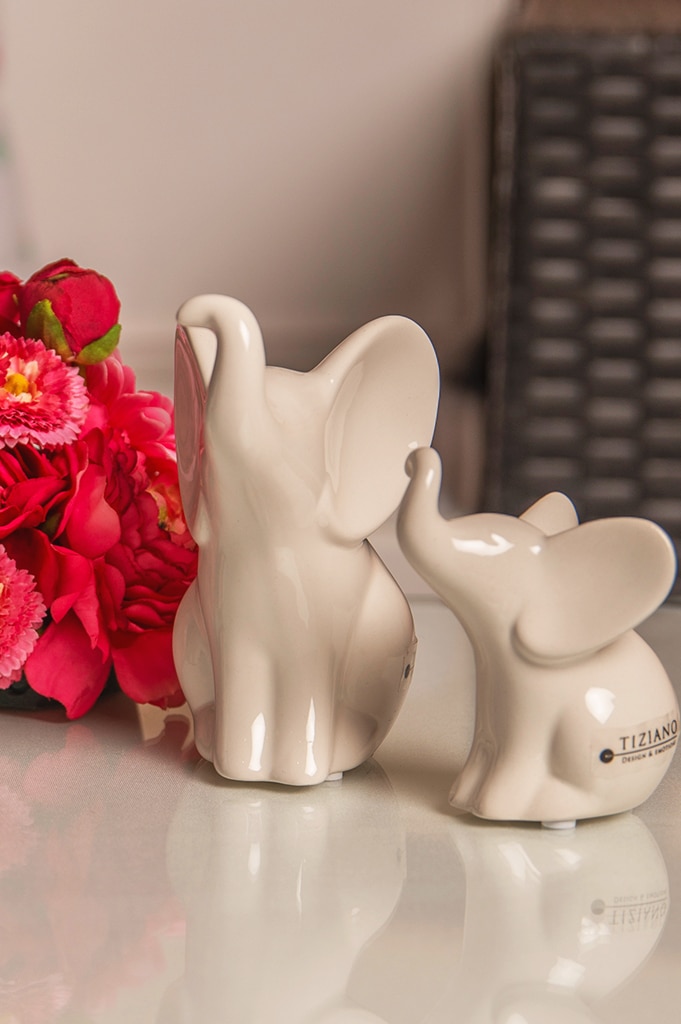 leon-elefant-creme-sitzend-variante