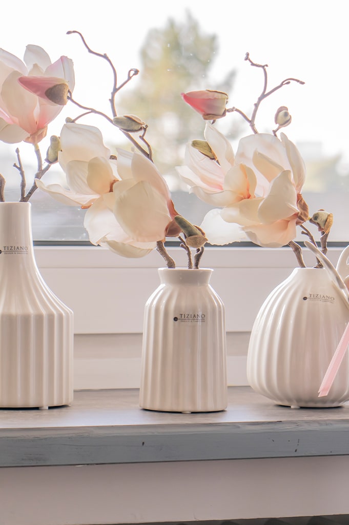 nylan-vase-schmal-magnolie