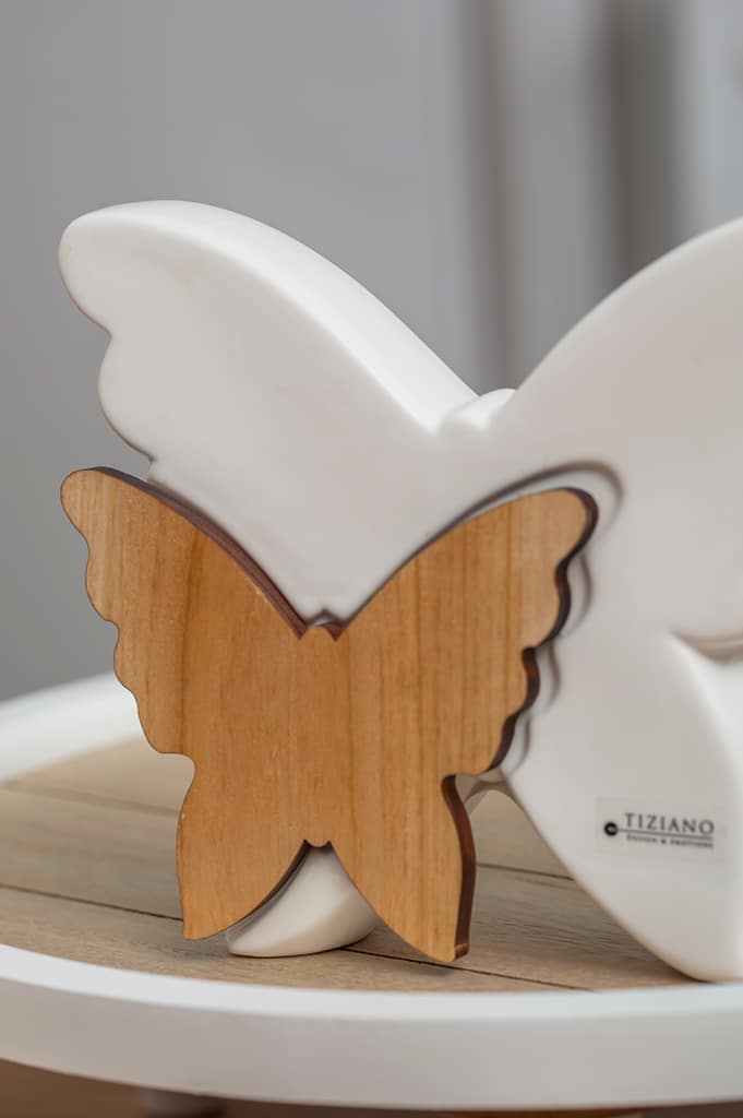 schmetterling-ariana-holz-detail