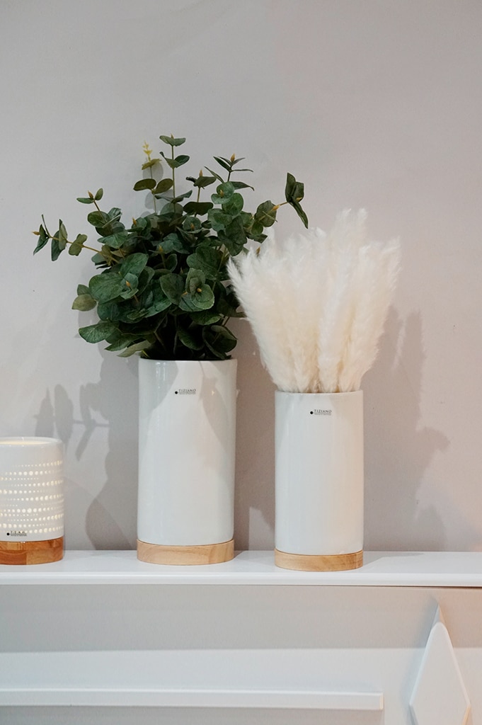venosta-vase-weiss-creme