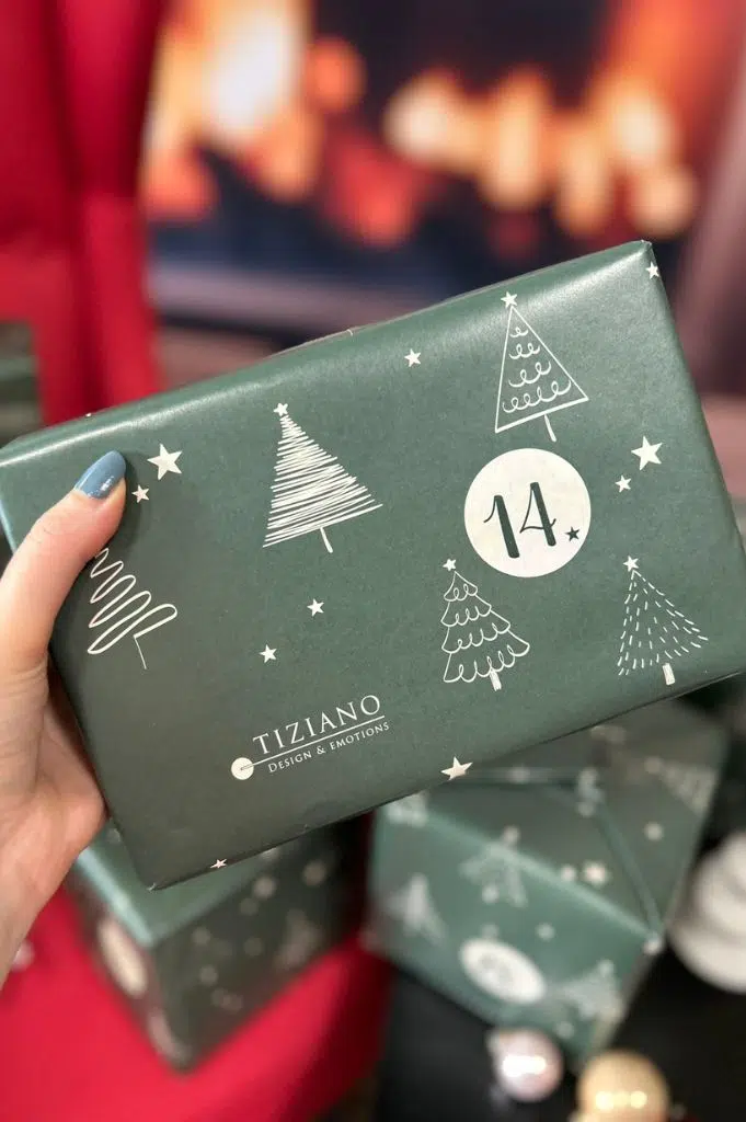Adventskalender »Weihnachtsdorf« – stimmungsvolle Geschenk-Päckchen