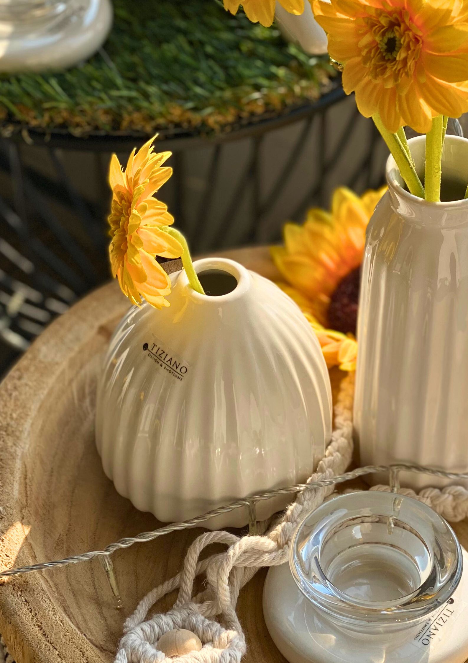 Nylan Vase bauchig Sonnenblume detail