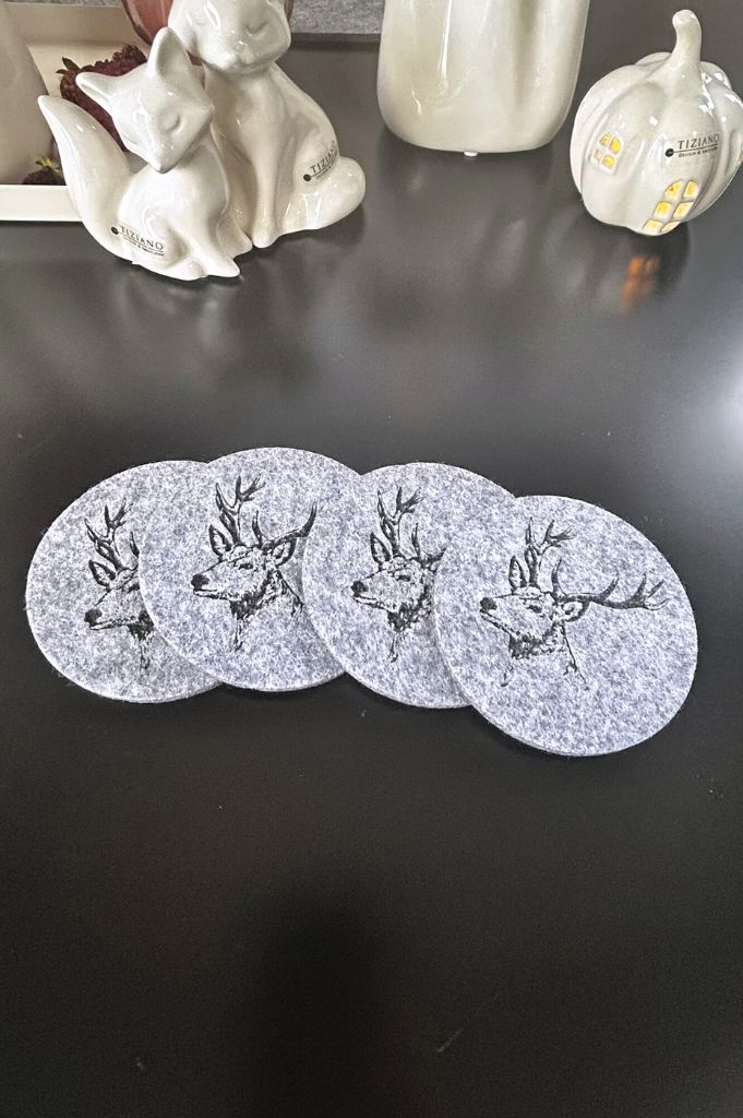 4er Set Untersetzer Filz grau "Hirsch"