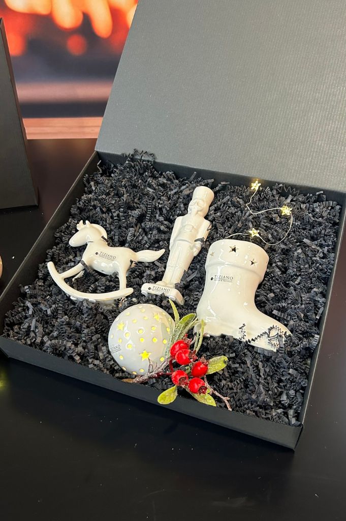 Geschenkbox Nussknacker und Stiefel