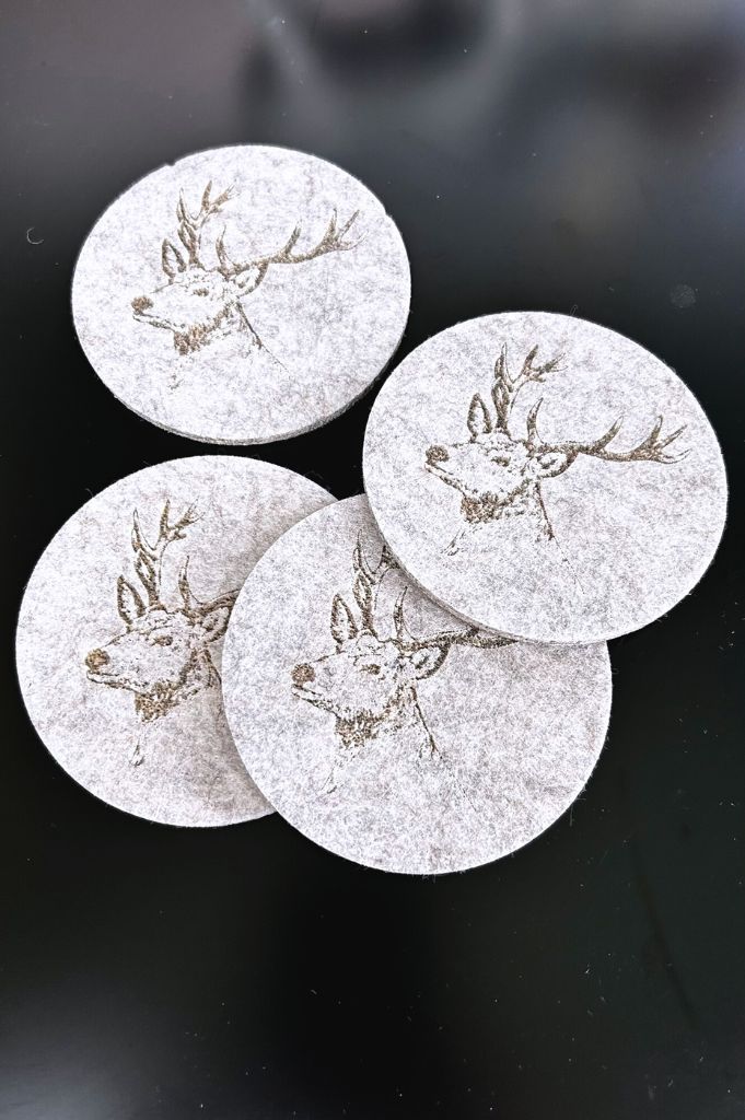 4er Set Untersetzer Hirsch creme