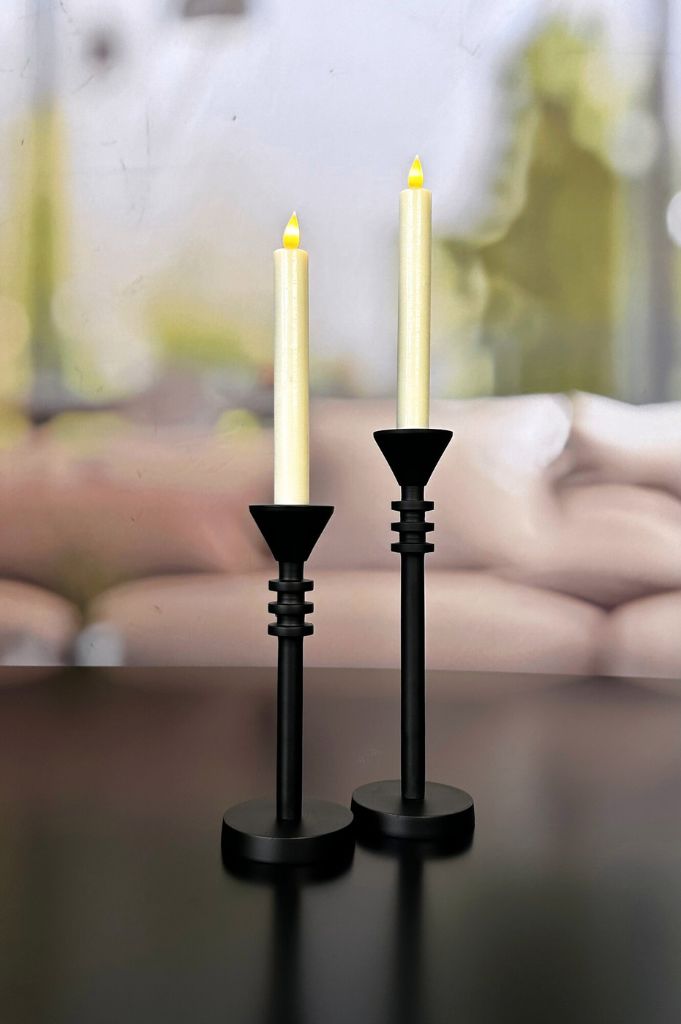 Kerzenleuchter schwarz