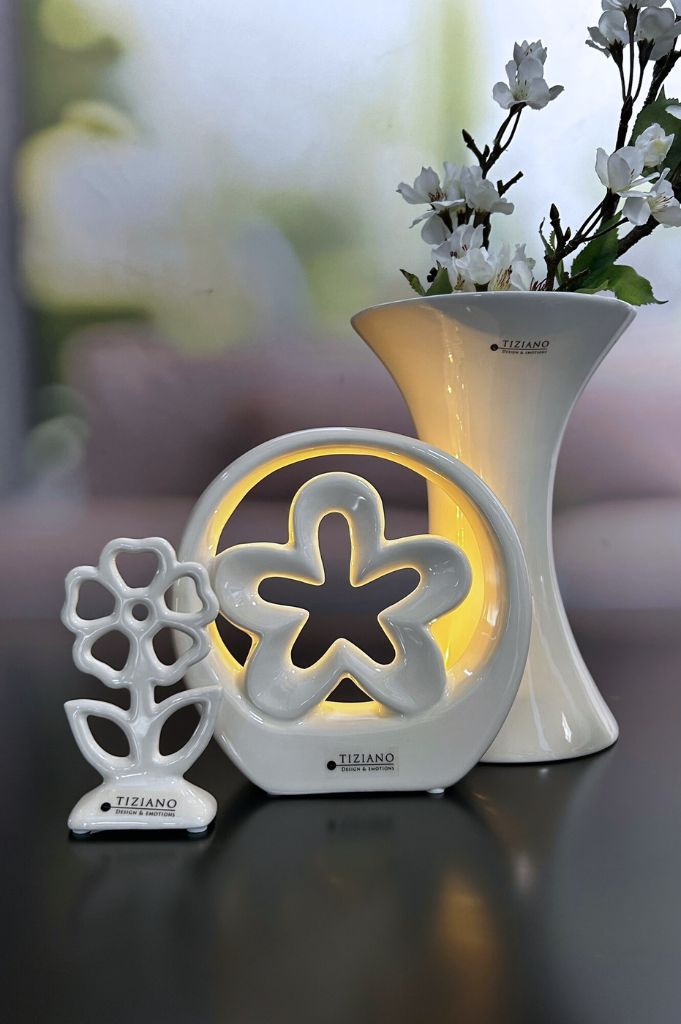 Dekoblume Alisa im Ring LED creme-weiß – Bild 5