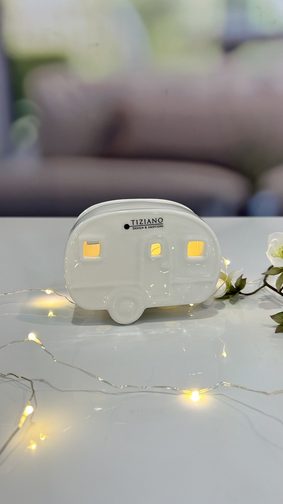 Deko Wohnwagen Caso mit LED Kette 13cm