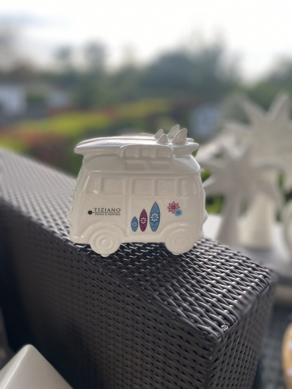 Deko Bus Forano mit Surfbrett creme-weiß mit Decal – Bild 2
