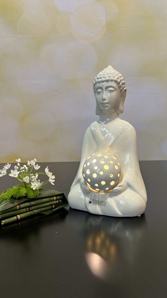 Deko Shiva creme-weiß mit Accessoires