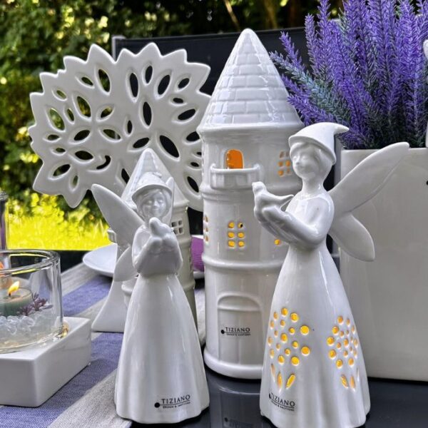 Turm Rapunzel LED creme-weiß