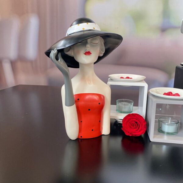 Deko Büste Dame mit schwarzem Hut 30cm