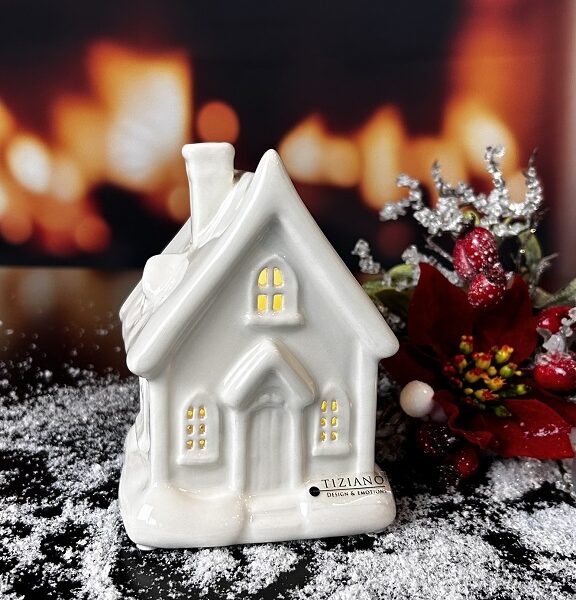 Deko Haus Cascata LED mit Schnee creme-weiß
