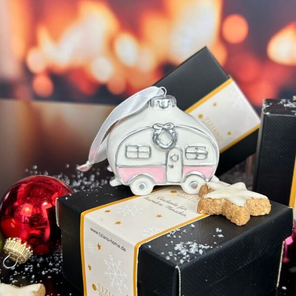 Deko Baumhänger Wohnwagen Caso 6cm dekoriert