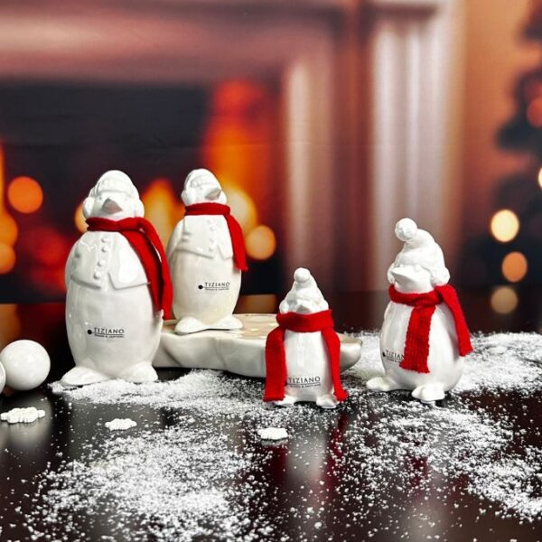 Deko Pinguin Flocke mit rotem Schal