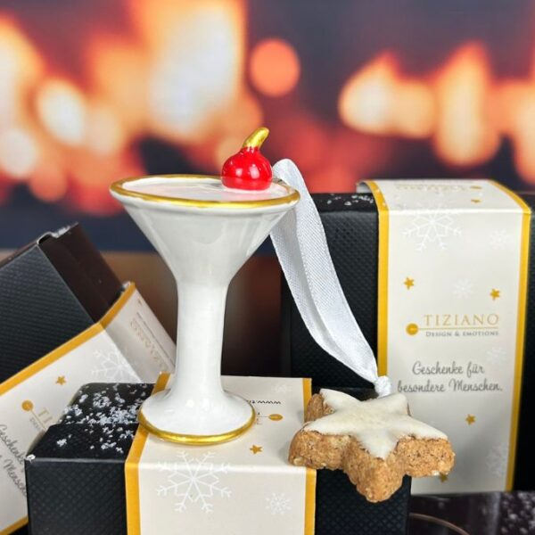 Deko Baumhänger Cocktailglas Pina Colada dekoriert