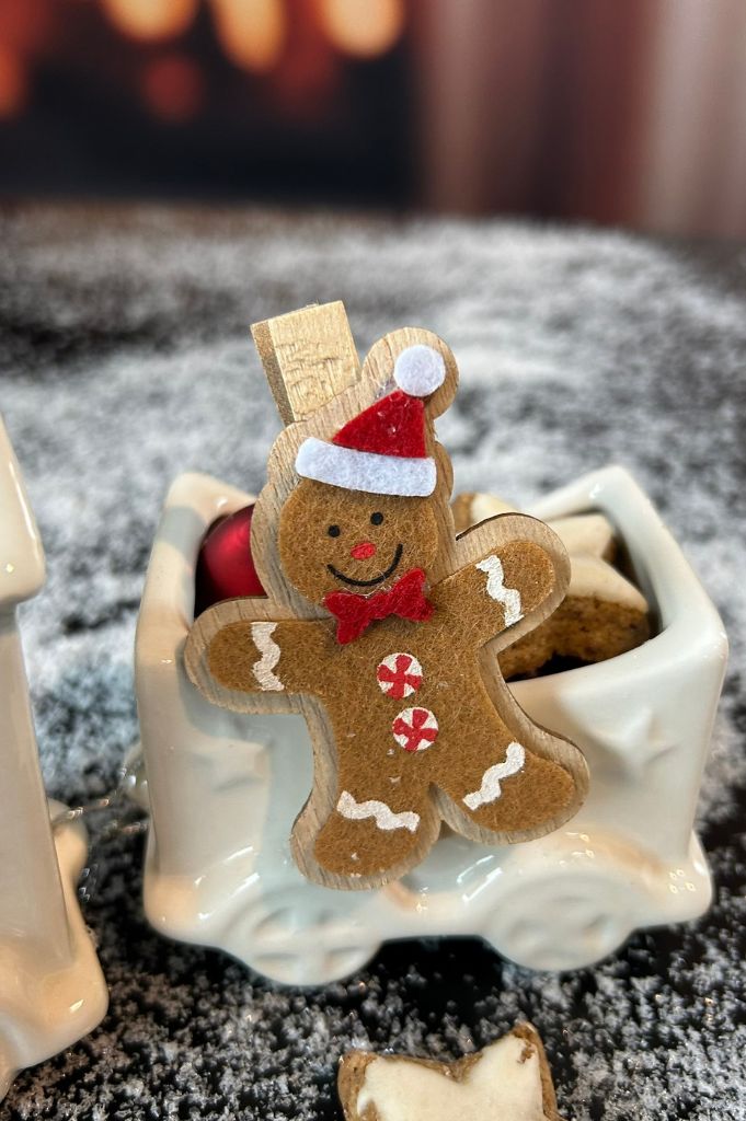 Dekoset Zug Lukas LED 2-teilig mit Lebkuchenmännchen – Bild 3